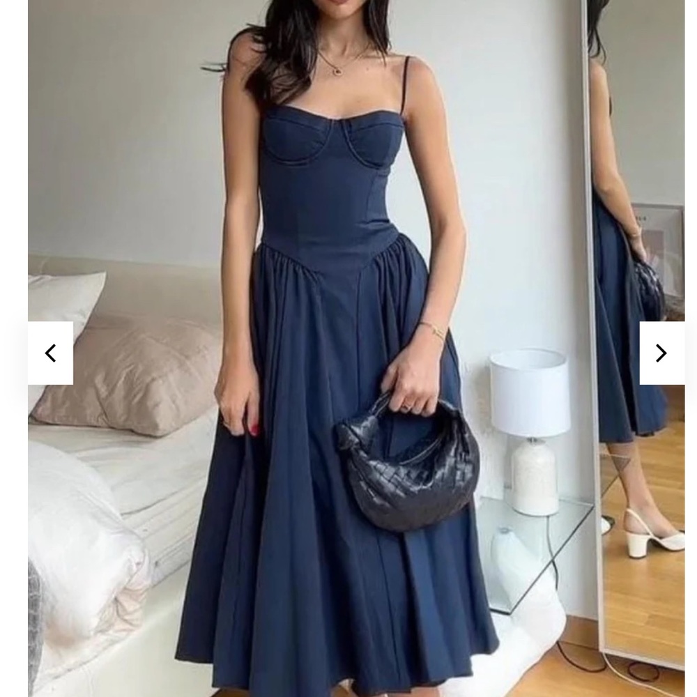 Elegant Navy Blue Midi Dress